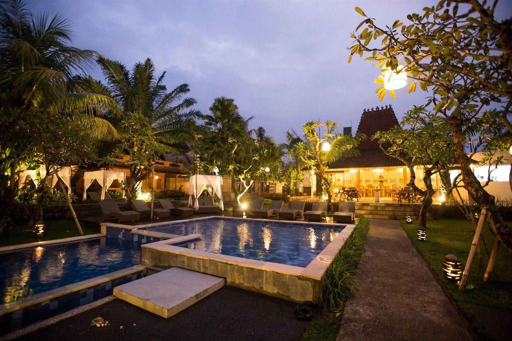 Hotel The Grand Sunti BALI Exterior foto